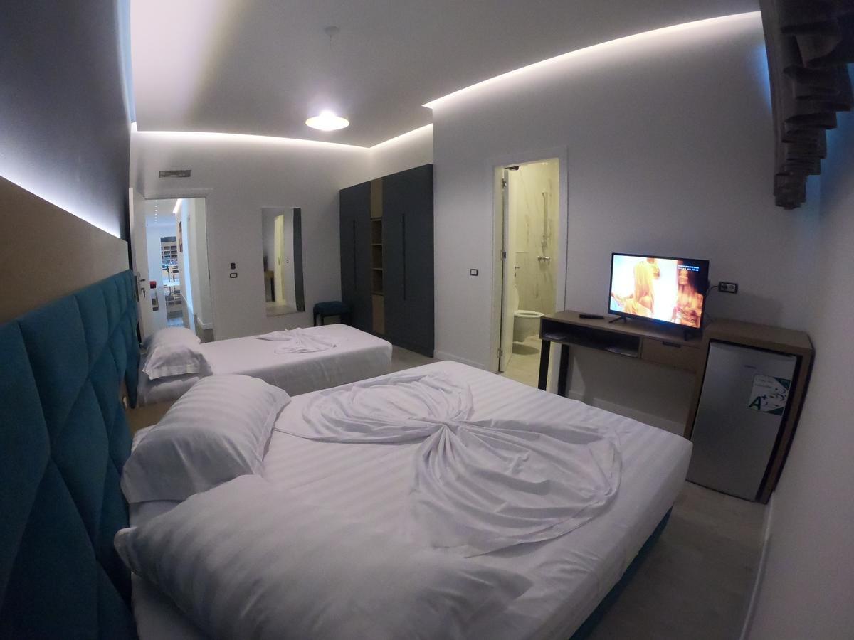 Domus Hotel & Apartments Шенджин Экстерьер фото